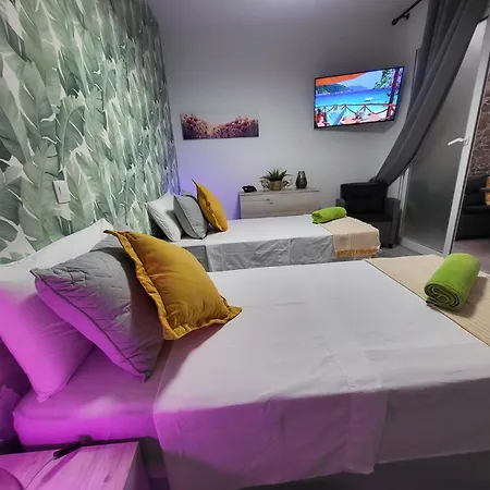 Playa Chica * Las Palmas de Gran Canaria